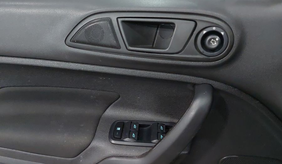 Ford Fiesta 1.6 SE Sedan 2018