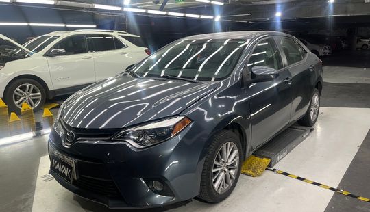Toyota • Corolla