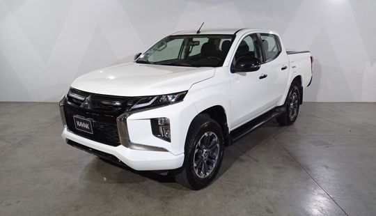 Mitsubishi • L200