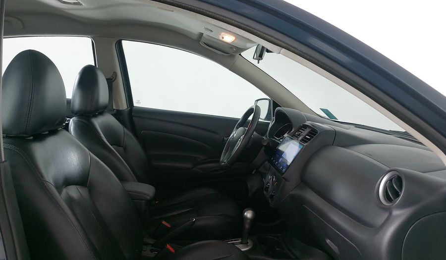 Nissan Versa 1.6 EXCLUSIVE TA AC Sedan 2015