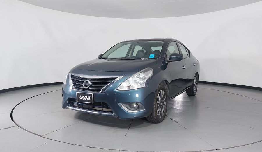 Nissan Versa 1.6 EXCLUSIVE TA AC Sedan 2015