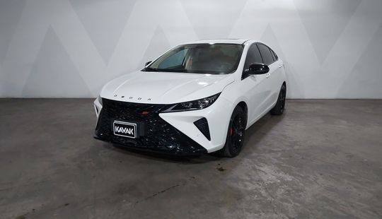 Omoda • O5