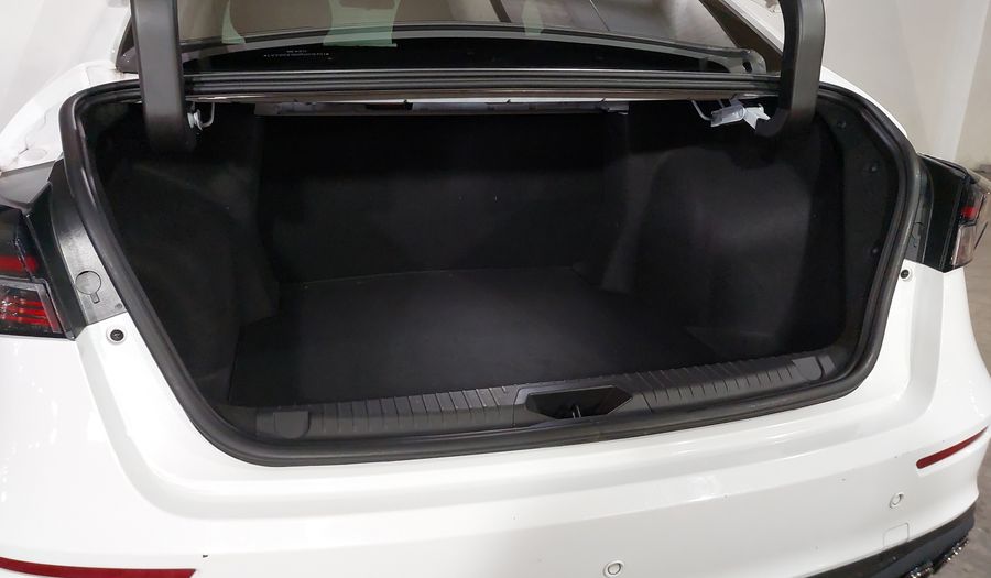 Omoda O5 1.6 GT LIFE DCT Sedan 2024