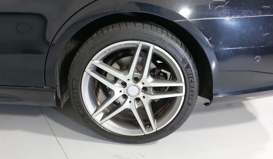 Mercedes Benz Clase E 3.0 400 CGI SPORT BITURBO AT Sedan 2016