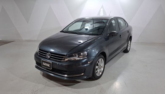 Volkswagen • Vento