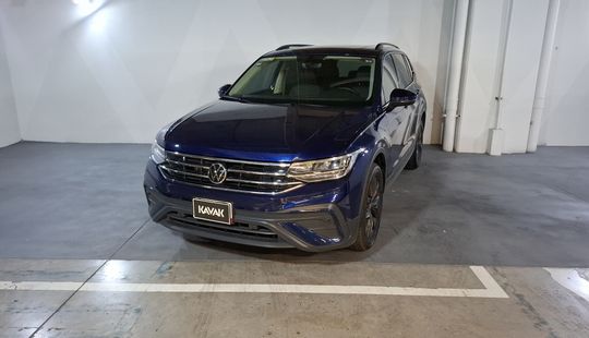 Volkswagen • Tiguan