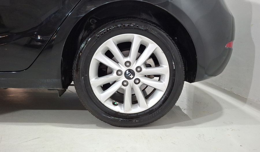 Kia Forte 2.0 EX AUTO Hatchback 2018