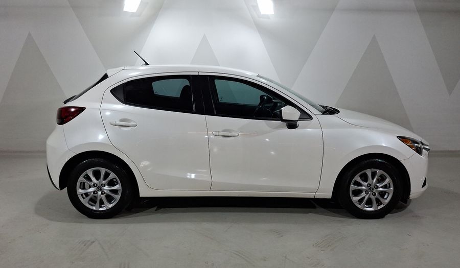 Mazda 2 1.5 I TOURING TA Hatchback 2016
