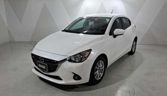 Mazda • Mazda 2