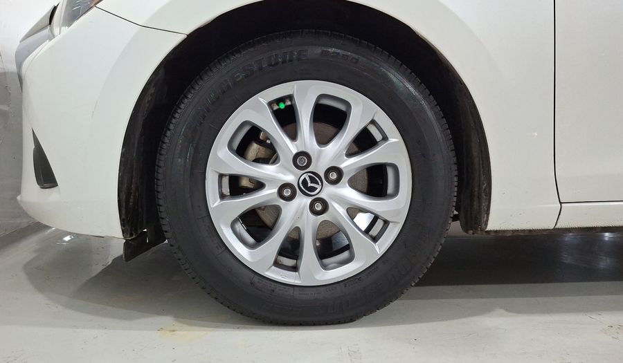Mazda 2 1.5 I TOURING TA Hatchback 2016