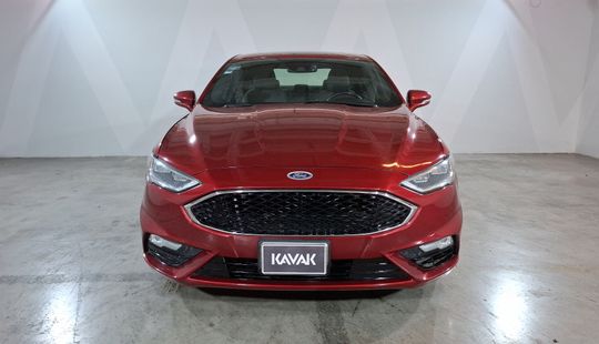 Ford • Fusion
