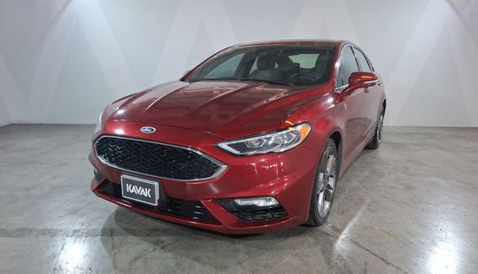 Ford • Fusion