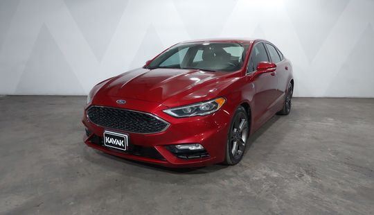 Ford • Fusion