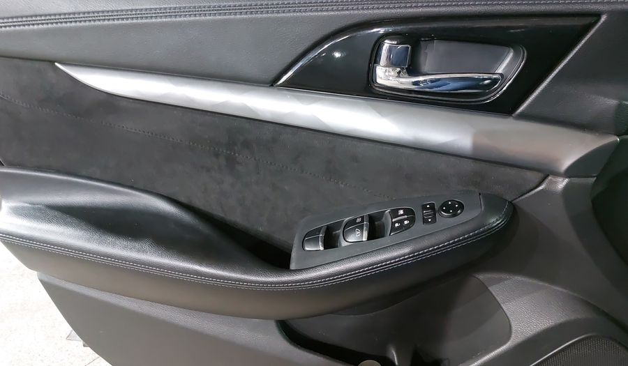 Nissan Maxima 3.5 SR CVT Sedan 2016