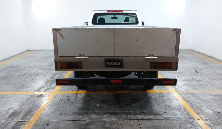 Nissan Np300 2.5 NP300 CHASIS CABINA AC Pickup 2021