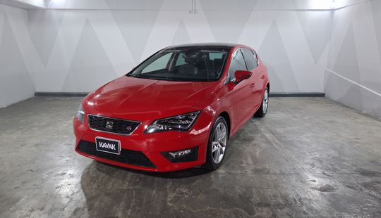 2015 • 65,324 km • Automático