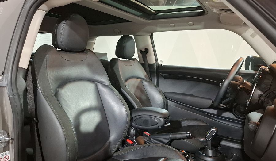 Mini Cooper 1.5 COOPER PEPPER DCT Hatchback 2020