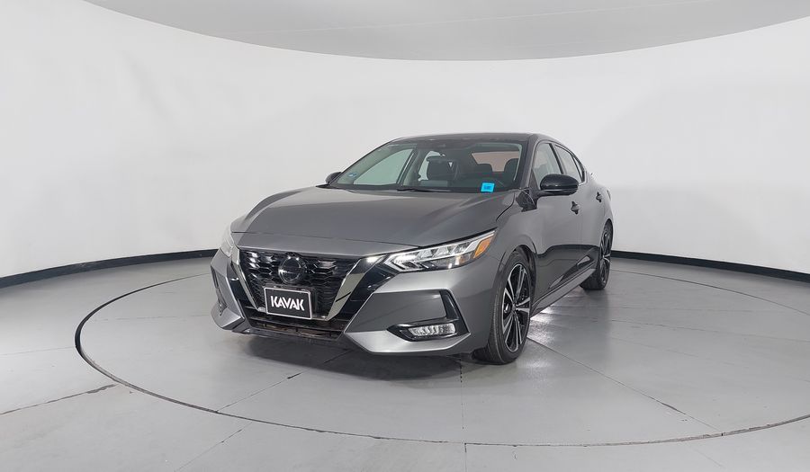 Nissan Sentra 2.0 SR CVT Sedan 2021