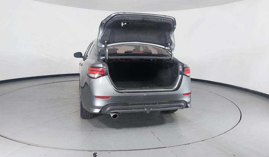 Nissan Sentra 2.0 SR CVT Sedan 2021