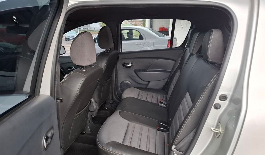 Renault Sandero 1.6 INTENS CVT Hatchback 2023