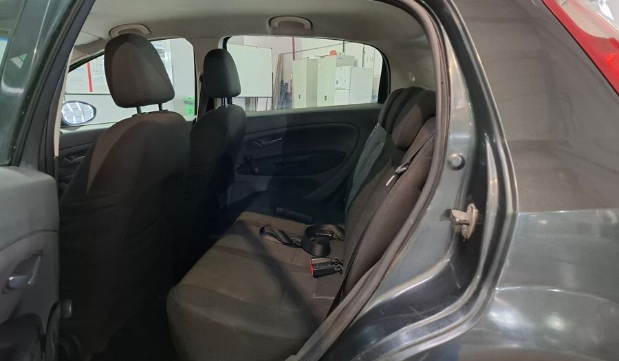 Fiat Punto 1.3 TD ELX TOP MULTIJET MT Hatchback 2010