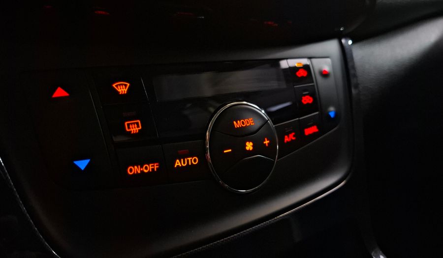 Nissan Sentra 1.8 SR AUTO Sedan 2018
