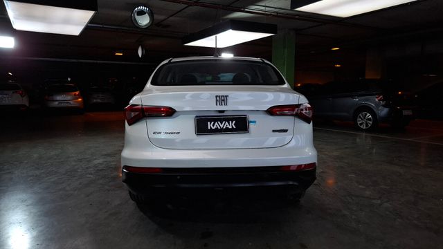Fiat • Cronos