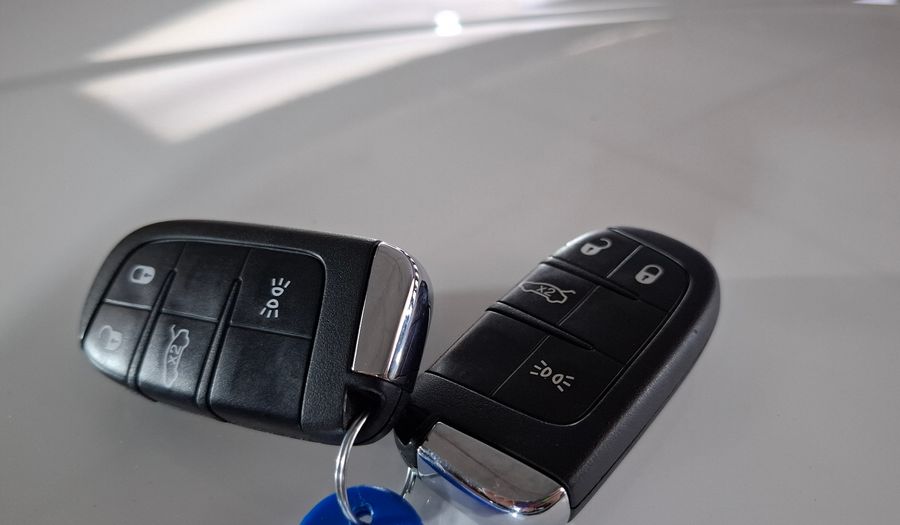 Fiat Cronos 1.8 PRECISION AUTO Sedan 2022