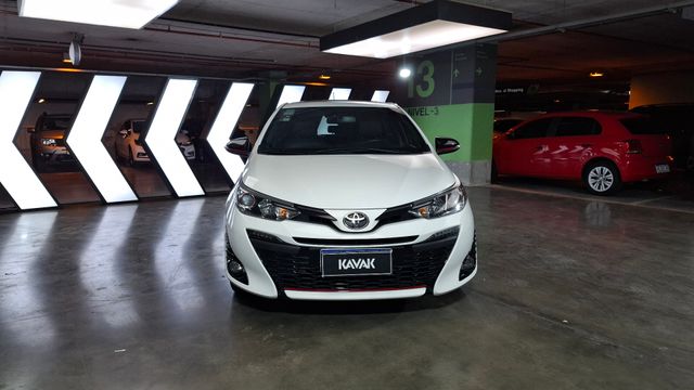 Toyota • Yaris