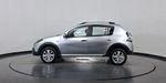 Renault Sandero Stepway 1.6 CONFORT MT Hatchback 2012