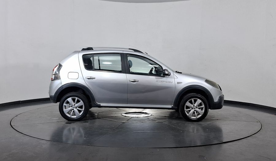 Renault Sandero Stepway 1.6 CONFORT MT Hatchback 2012
