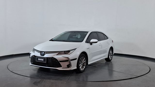 Toyota • Corolla