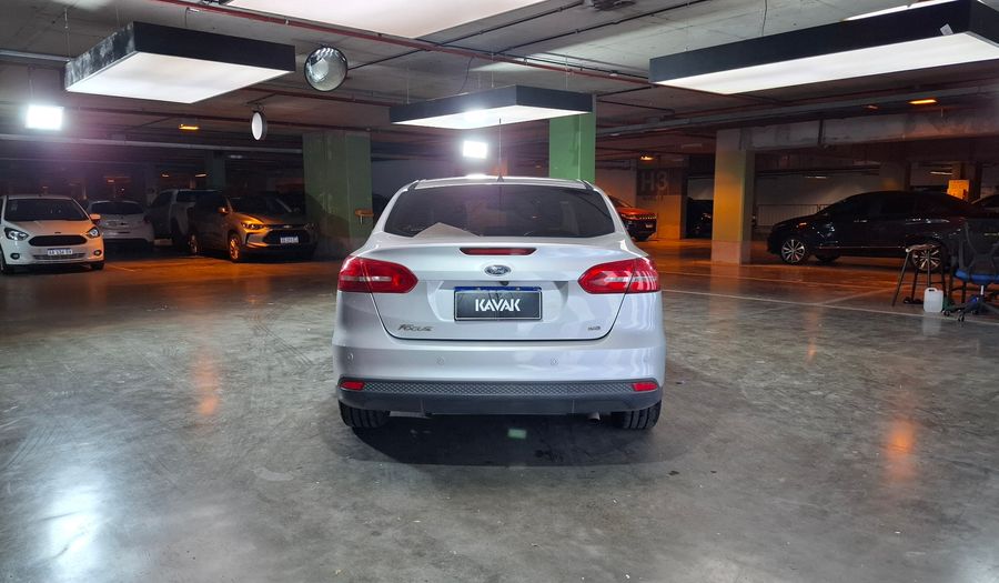 Ford Focus Iii 2.0 SE PLUS AT Sedan 2017