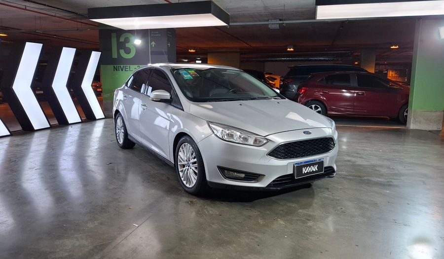 Ford Focus Iii 2.0 SE PLUS AT Sedan 2017