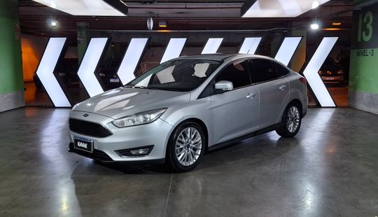 Ford • Focus III
