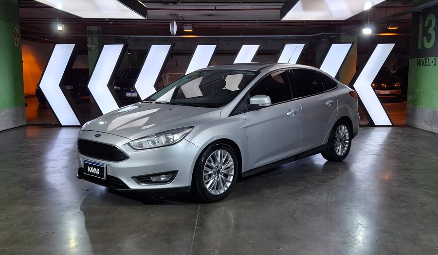 Ford Focus Iii 2.0 SE PLUS AT Sedan 2017
