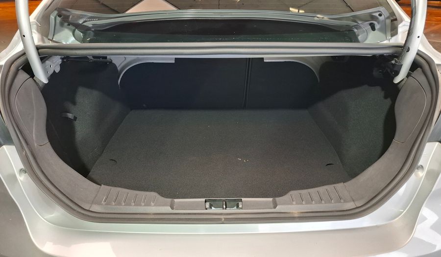 Ford Focus Iii 2.0 SE PLUS AT Sedan 2017