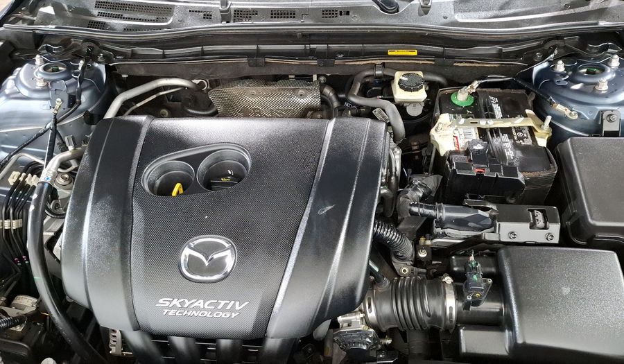 Mazda 3 2.0 SEDAN I TOURING TA Sedan 2016
