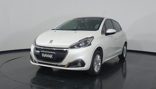 Peugeot • 208