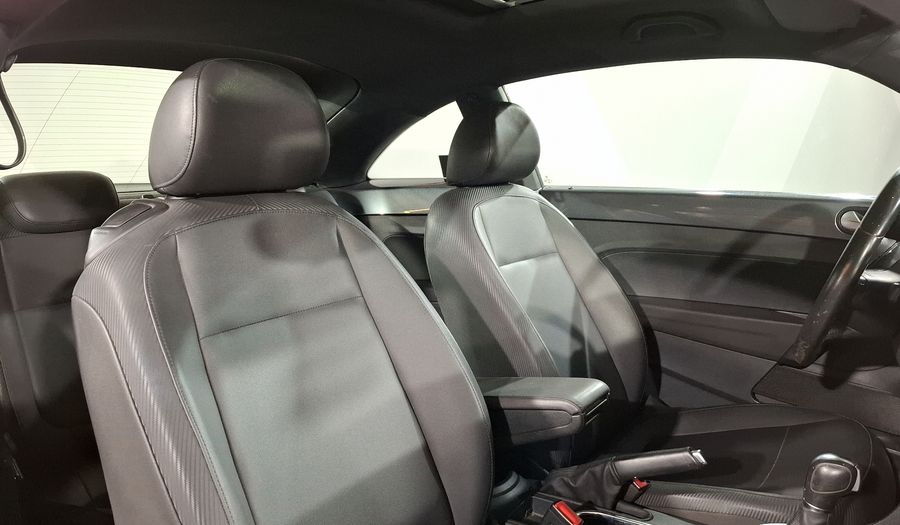 Volkswagen Beetle 2.5 SPORTLINE TIPTRONIC Hatchback 2016