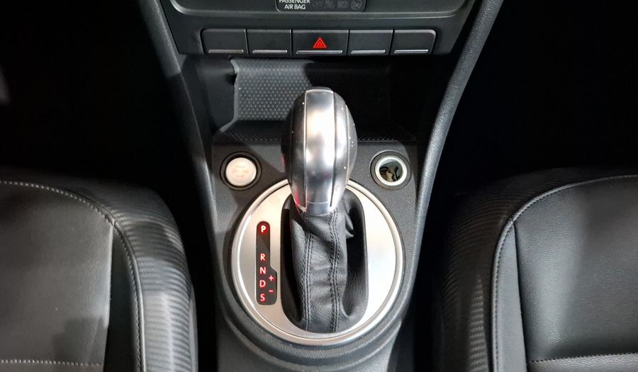 Volkswagen Beetle 2.5 SPORTLINE TIPTRONIC Hatchback 2016