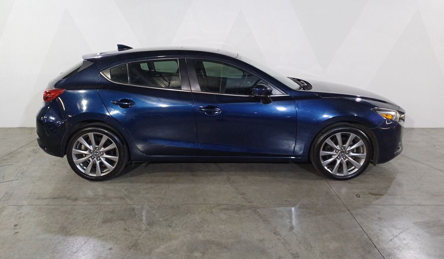 Mazda 3 2.5 HATCHBACK S GRAND TOURING TA Hatchback 2017
