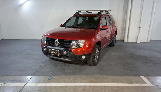 Renault • Duster
