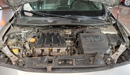 Renault • Fluence