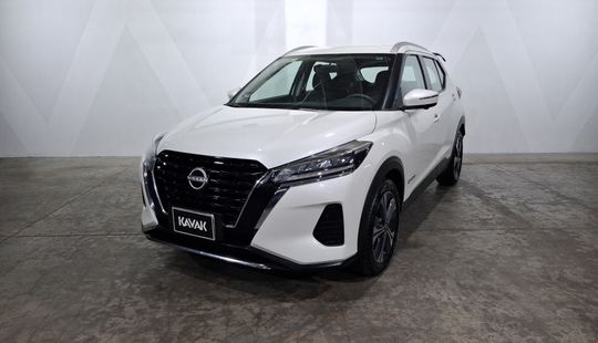 Nissan • Kicks Play