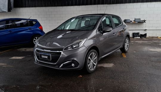 Peugeot • 208