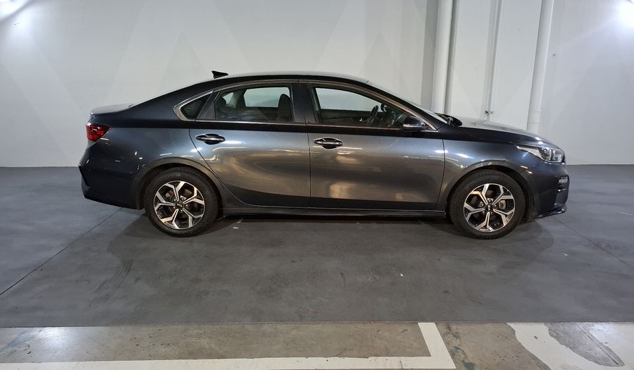 Kia Forte 2.0 EX IVT Sedan 2020