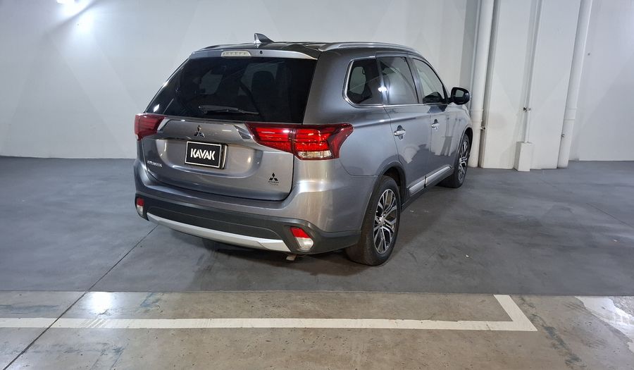 Mitsubishi Outlander 2.4 LIMITED Suv 2017