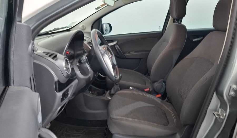 Fiat Palio 1.4 ATTRACTIVE Hatchback 2017