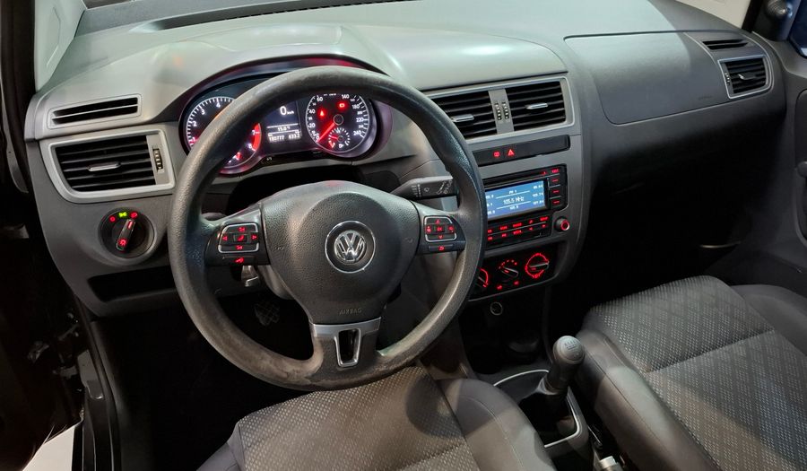Volkswagen Fox 1.6 TRENDLINE Hatchback 2015